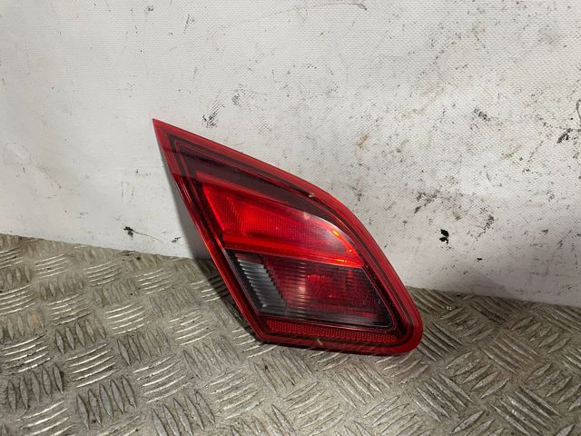 Lampa zespolona tylna lewa wewnętrzna 39012623 OPEL