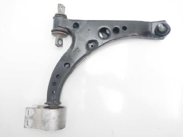 Wahacz zawieszenia przedniego dolny prawy 39021473 OPEL