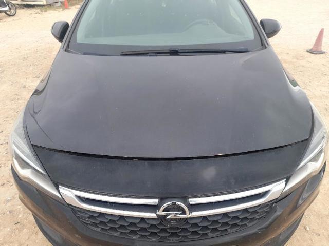 Maska silnika 39054067 OPEL