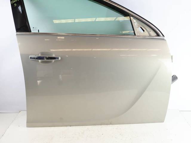 Drzwi przednie prawe 39062234 OPEL