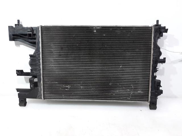 Chłodnica silnika 39074665 OPEL