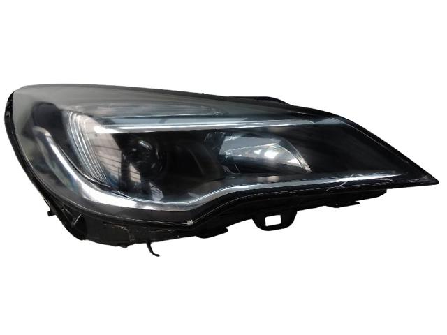 Reflektor prawy 39081893 OPEL
