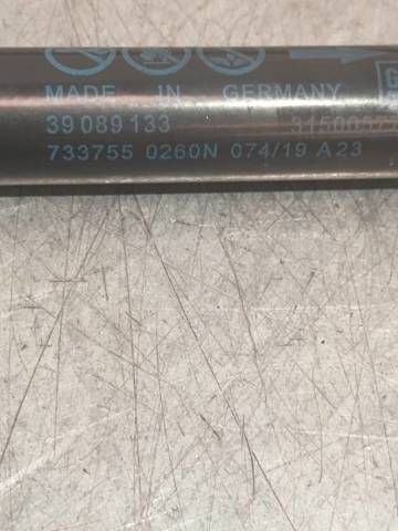 Amortyzator klapy bagażnika (3/5 drzwi-tylnych) 39089133 OPEL