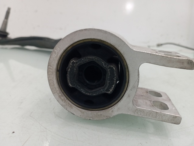 Wahacz zawieszenia przedniego dolny lewy 39089344 OPEL