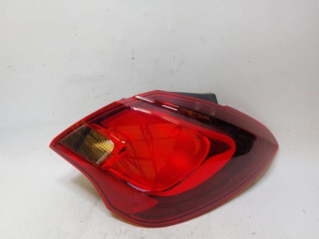 Lampa zespolona tylna prawa zewnętrzna 39090648 OPEL