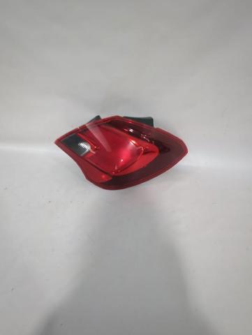 Lampa zespolona tylna prawa zewnętrzna 39090648 OPEL
