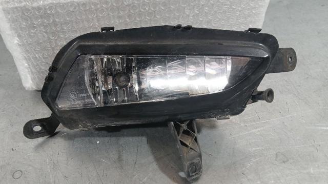 Lampa przeciwmgielna prawa 39098908 OPEL