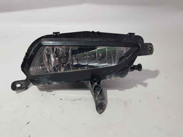 Lampa przeciwmgielna prawa 39098908 OPEL