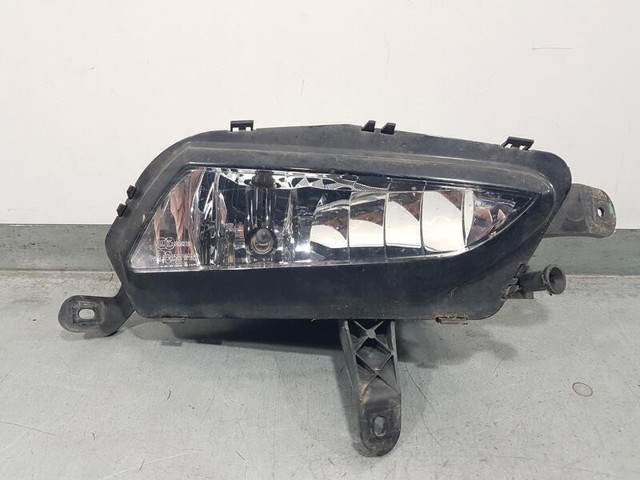 Lampa przeciwmgielna prawa 39098908 OPEL