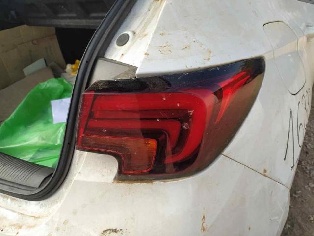 Lampa zespolona tylna prawa zewnętrzna 39099015 OPEL