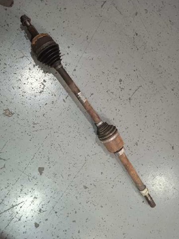 Półoś napędowa przednia prawa 391002176R NISSAN