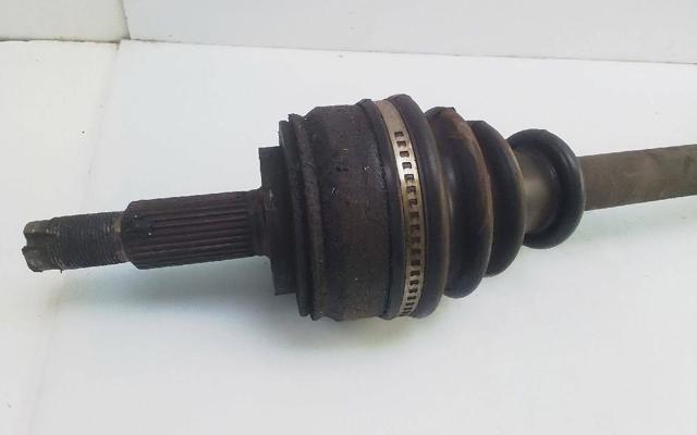 Półoś napędowa przednia prawa 391002176R RENAULT