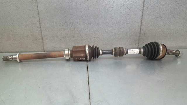Półoś napędowa przednia prawa 391004ED0A NISSAN