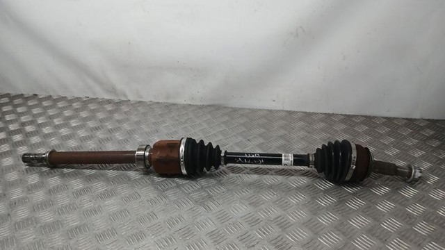 Półoś napędowa przednia prawa 391004ED0C NISSAN