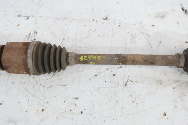 Półoś napędowa przednia prawa 391006777R RENAULT