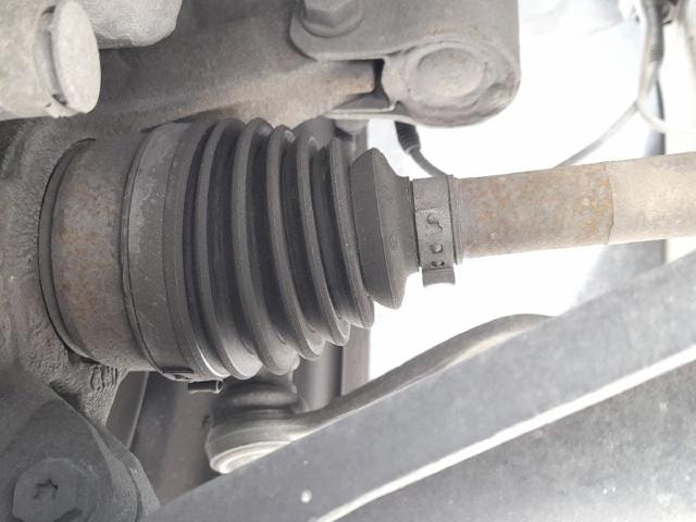 Półoś napędowa przednia prawa 391007212R RENAULT