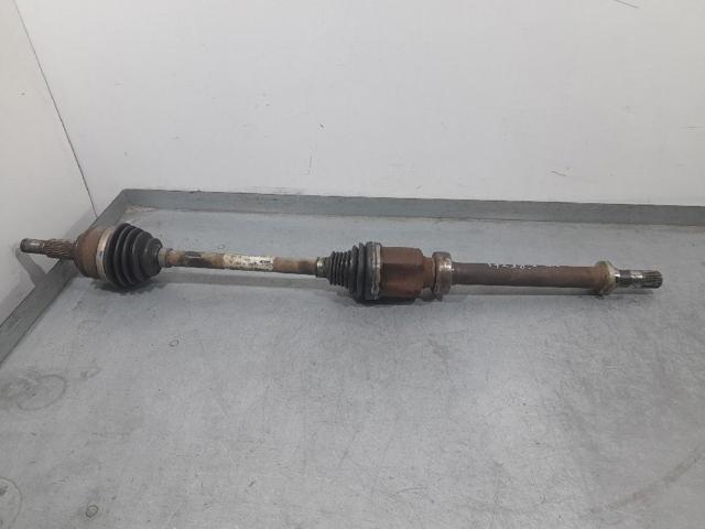 Półoś napędowa przednia prawa 391007525R RENAULT