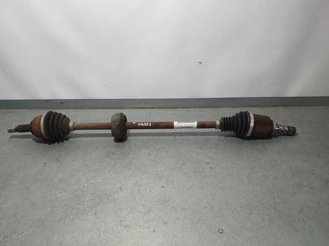 Półoś napędowa przednia prawa 391007857R RENAULT