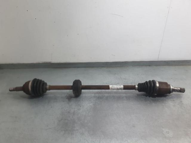 Półoś napędowa przednia prawa 391007857R RENAULT