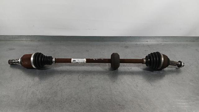 Półoś napędowa przednia prawa 391007857R RENAULT