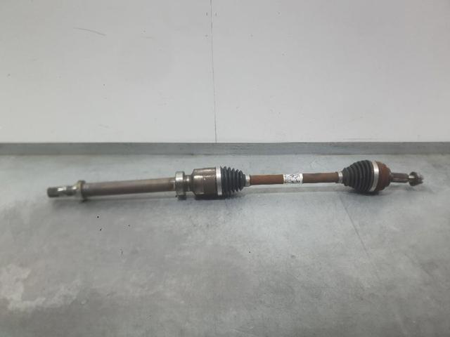 391008239R Renault (RVI)