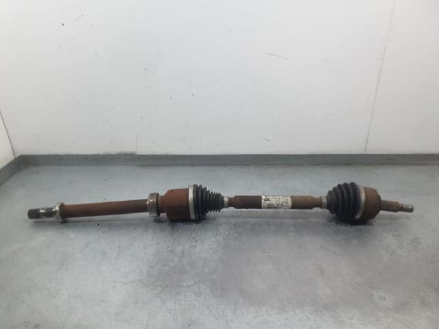 Półoś napędowa przednia prawa 391008707R RENAULT