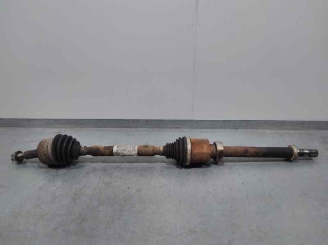 Półoś napędowa przednia prawa 391008707R RENAULT