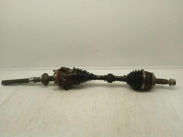 Półoś napędowa przednia prawa 391008H712 NISSAN