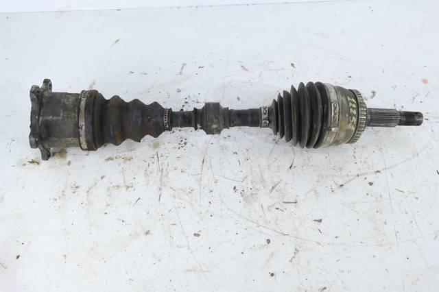 Półoś napędowa przednia prawa 391008H715 NISSAN