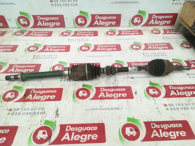 Półoś napędowa przednia prawa 39100BB02B NISSAN