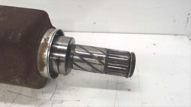 Półoś napędowa przednia lewa 391011KC0A NISSAN