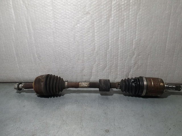 Półoś napędowa przednia lewa 391015061R RENAULT