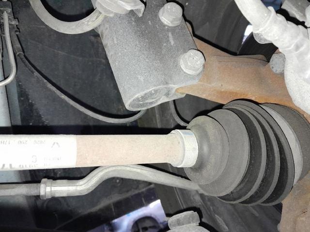 Półoś napędowa przednia lewa 391017832R RENAULT