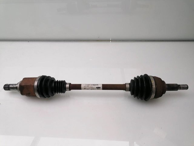 Półoś napędowa przednia lewa 391017832R RENAULT