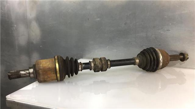 Półoś napędowa przednia lewa 39101BC600 NISSAN