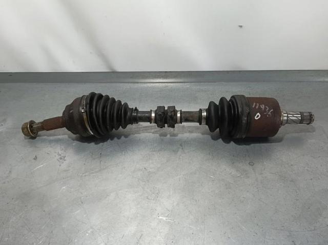Półoś napędowa przednia lewa 39101CC40B NISSAN