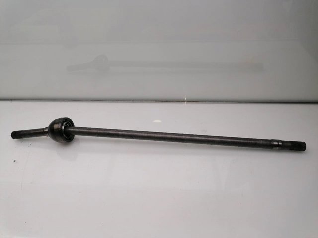 Półoś napędowa przednia lewa 39101VB001 NISSAN