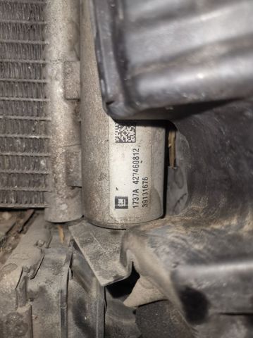 Chłodnica klimatyzacji 39131676 OPEL