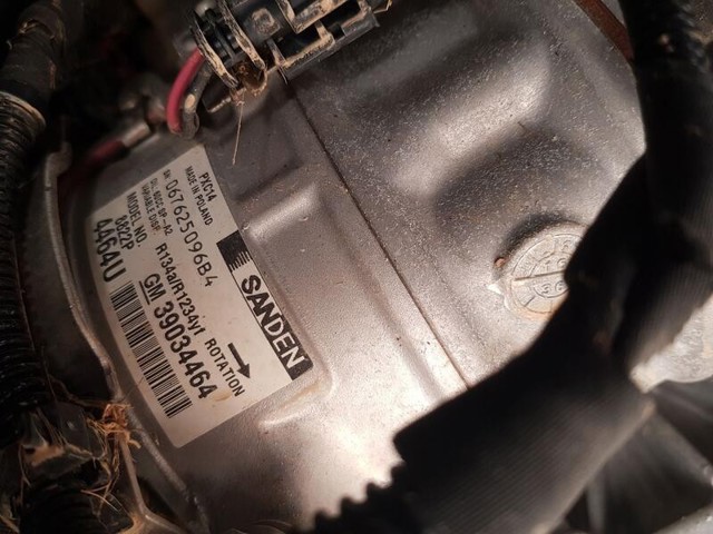 Sprężarka klimatyzacji 39157291 OPEL