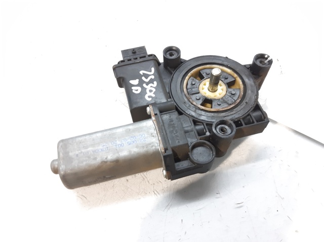 Mechanizm podnoszenia szyby drzwi przednich prawych 39161985 OPEL