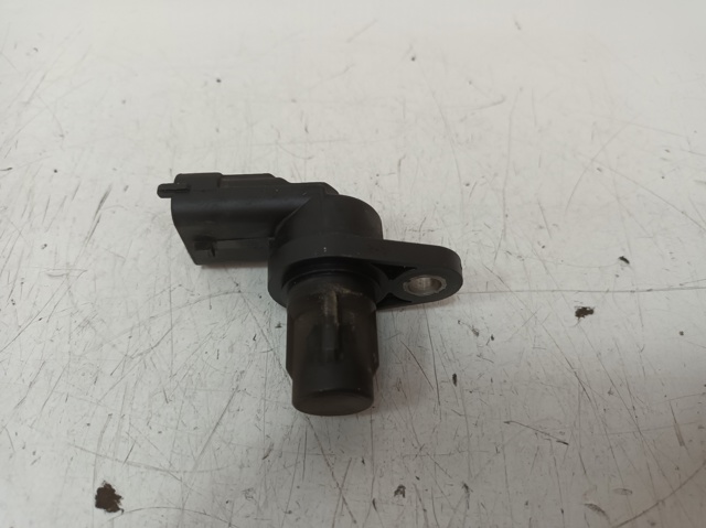 Czujnik położenia wałka rozrządu 3930027400 HYUNDAI