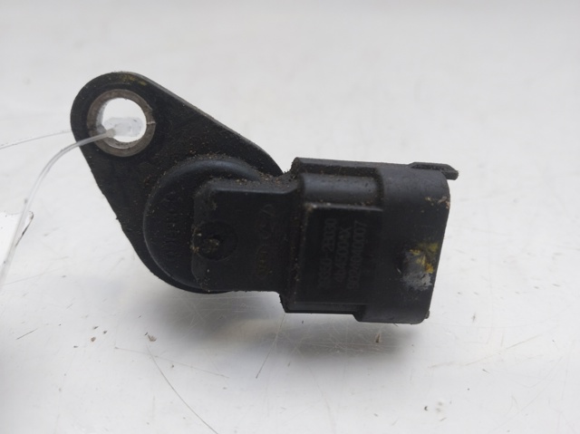 Czujnik położenia wałka rozrządu 393502B030 HYUNDAI
