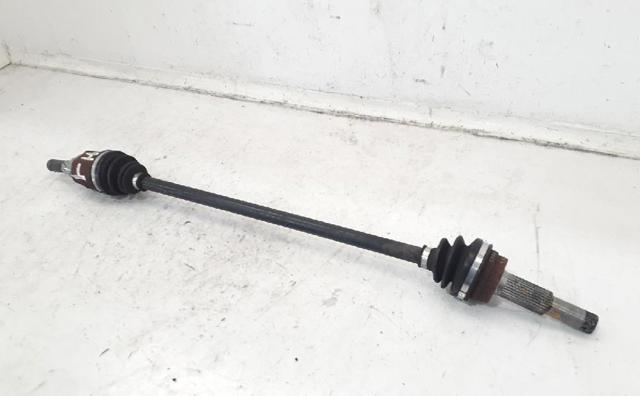 Półoś tylna 39600CA000 NISSAN