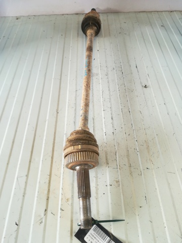 Półoś tylna 39600JD60A NISSAN