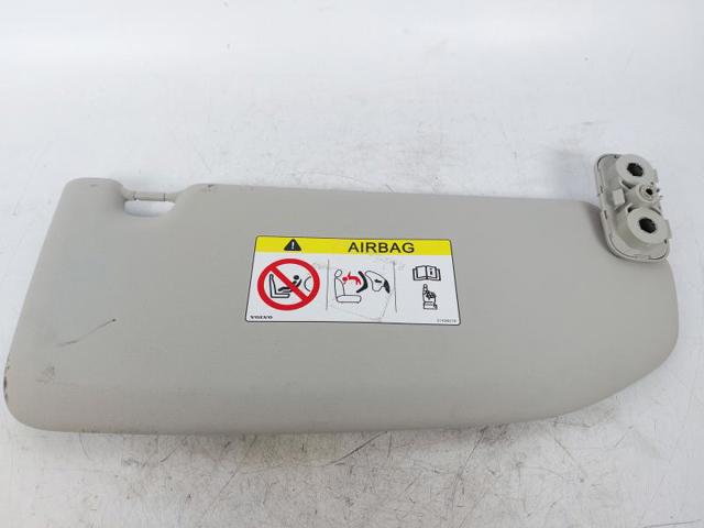 Kupić Osłona przeciwsłoneczna Volvo XC40  536 w dobrej cenie