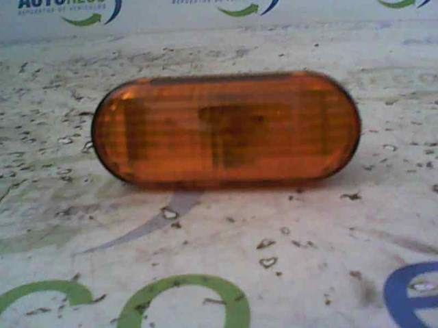 Powtarzacz kierunkowskazu na błotniku 3A0949117A VAG