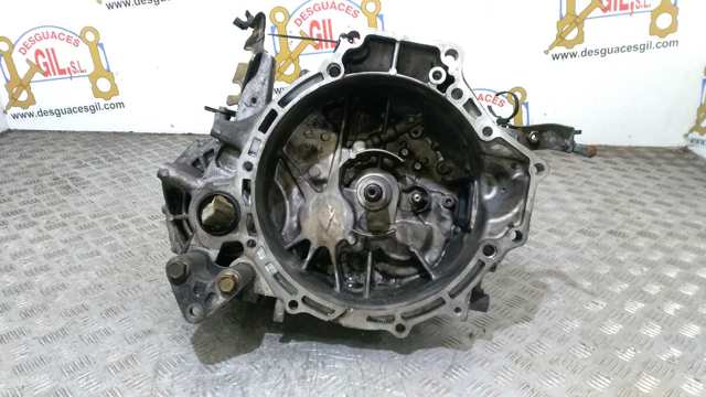 Mechaniczna skrzynia biegów w komplecie 3A101 MAZDA