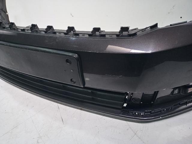 Zderzak przedni Volkswagen Passat 362