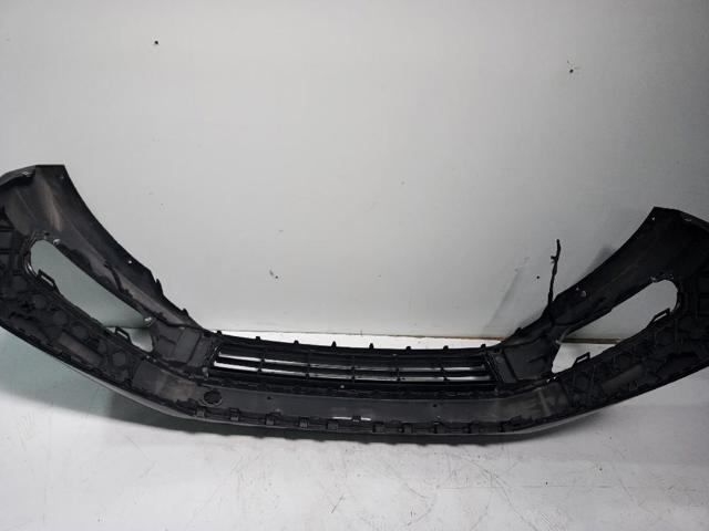 Zderzak przedni Volkswagen Passat 362