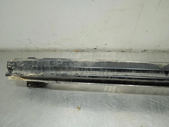 Wzmocnienie zderzaka przedniego Volkswagen Passat 362